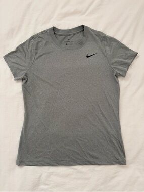 grey nike shirt